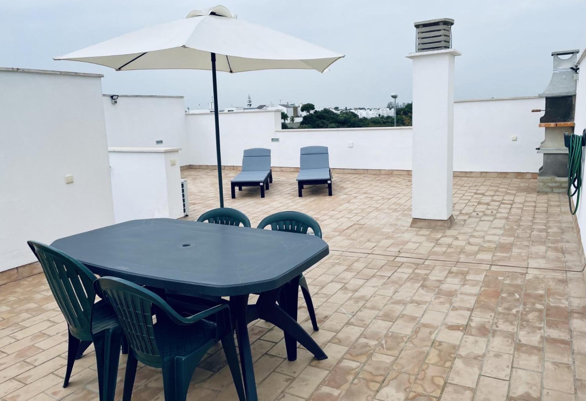 Atico Premium Conil Con 2 Terrazas, Parking, Piscina, Aire Ac Y Wifi -Solo Familias Y Parejas- Apartment Conil De La Frontera Exterior photo